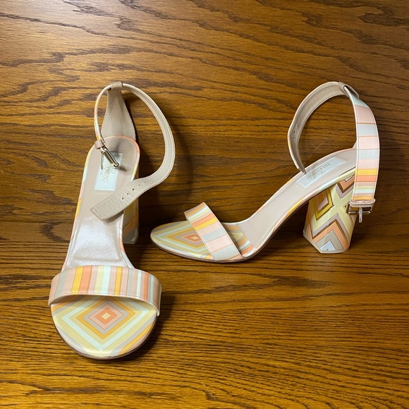 Valentino Native Couture 1975 Sandalsh - Picture 1 of 7